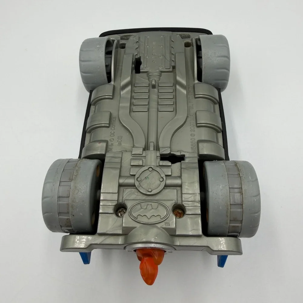Mattel 2007 Batman Batmobile Toy Car Black‎ Blue M5650 DC Comics Action Vehicle